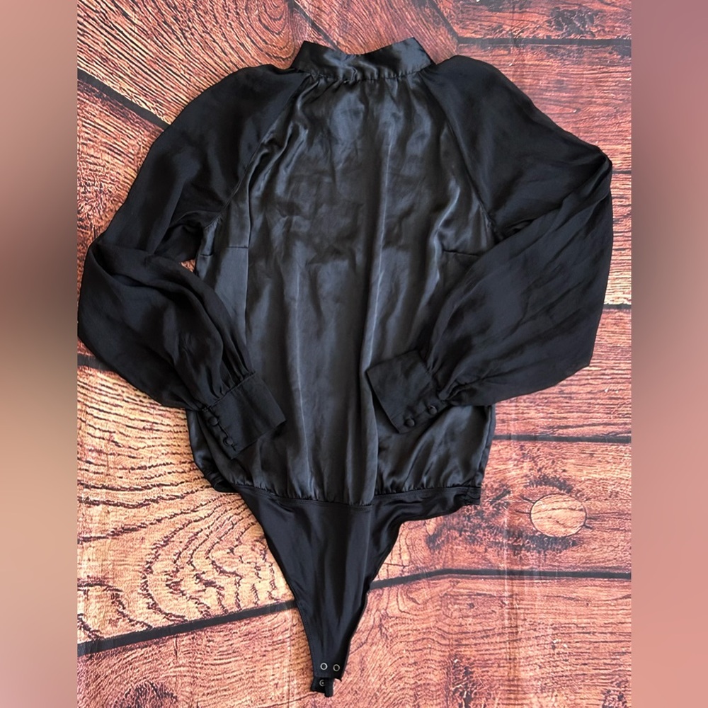 ABERCROMBIE & FITCH Black Silk Bodysuit Size Large - Picture 6 of 10